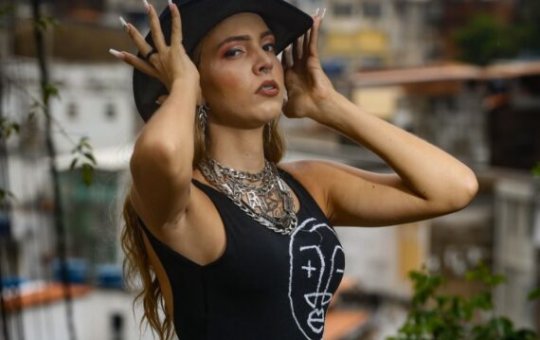 Artista de Salvador anuncia cirurgia de mudança de sexo; saiba quem