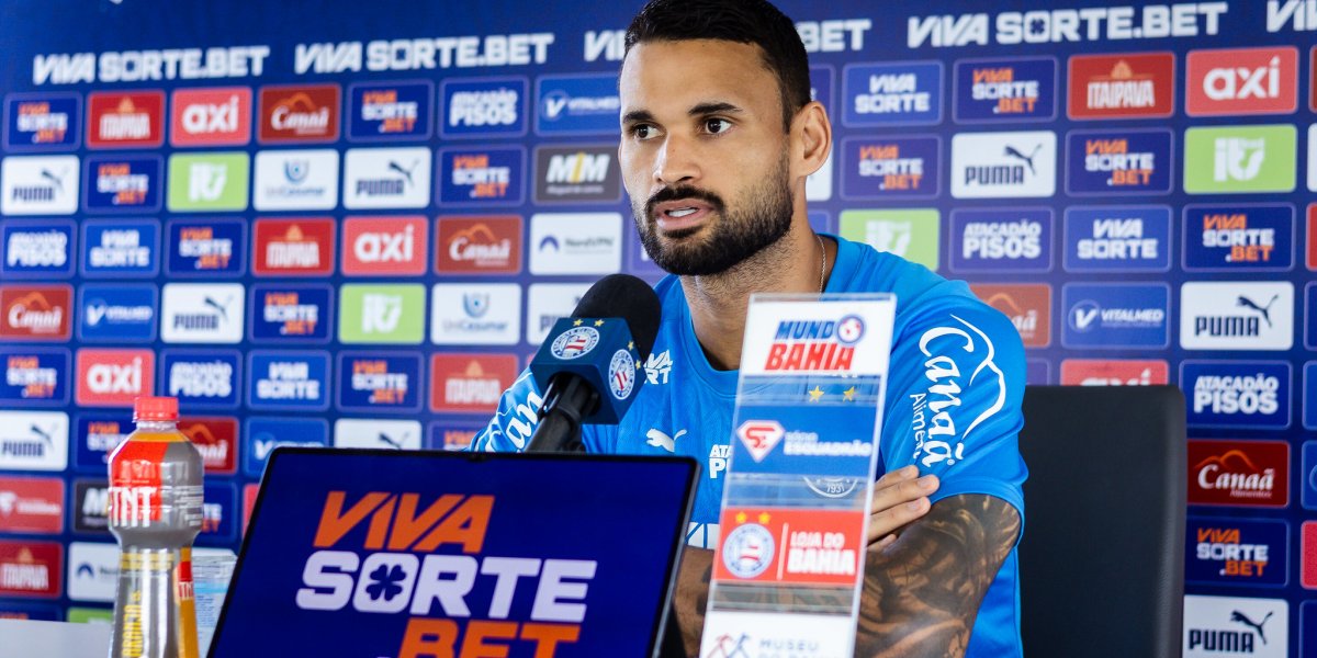 Willian José durante entrevista coletiva