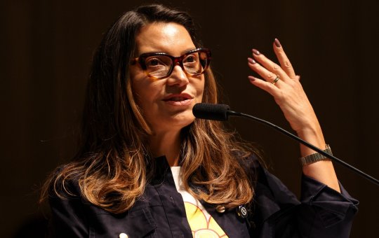 Janja ironiza Michelle Bolsonaro e fala sobre desafios como primeira-dama