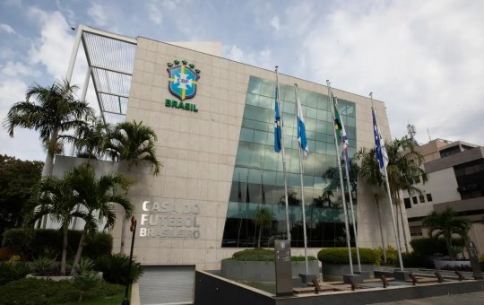 Senador mobiliza criação de CPI para investigar gestão da CBF