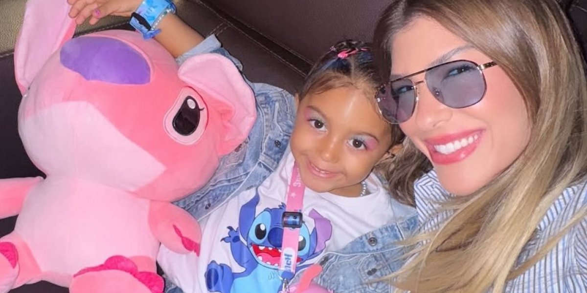 Look de Liz Improta para assistir 'Lilo & Stitch' encanta a web