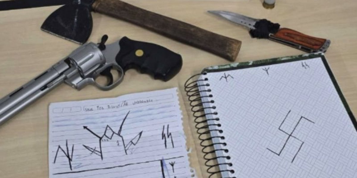 Itens apreendidos na casa do estudante