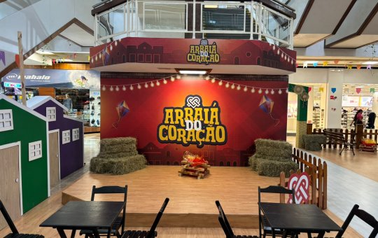 Decoração de São João no Shopping Piedade