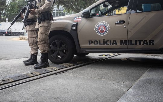 Adolescente é apreendido com drogas em Simões Filho