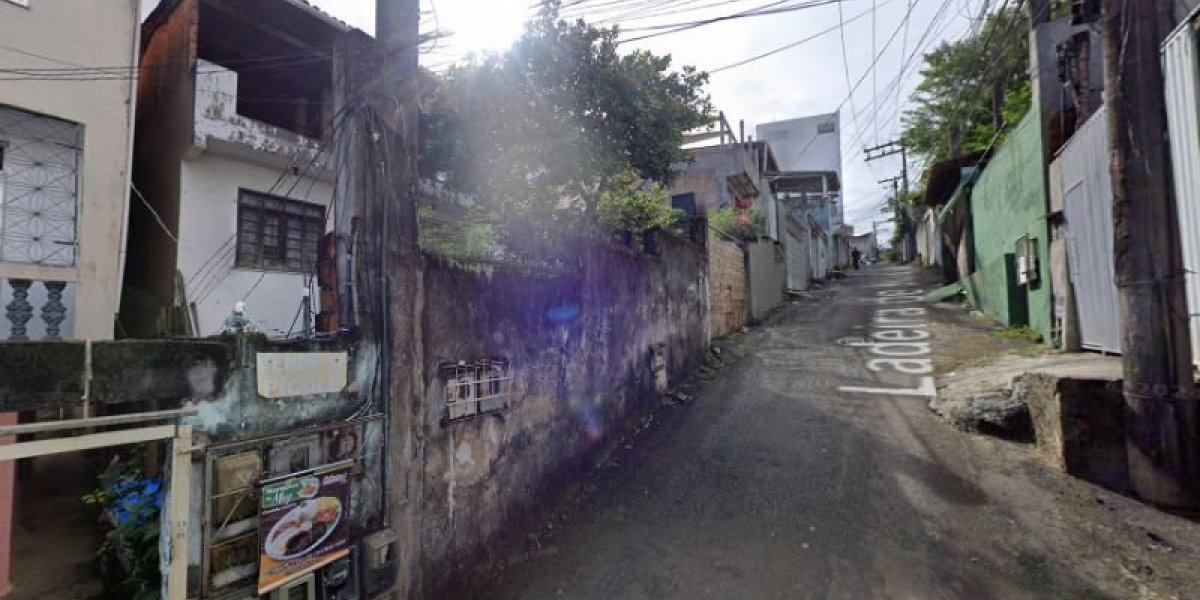 Desabamento de laje deixa casal com cinco filhos desabrigado no Engenho Velho de Brotas