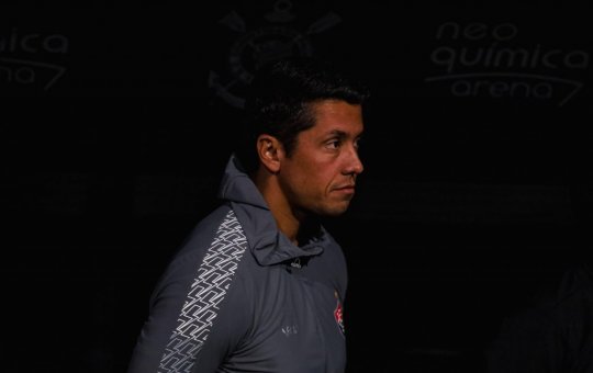 Carpini exalta empate contra o Corinthians e comenta mudanças no time: 'Achava necessárias'