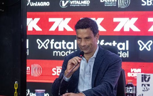 'O Vitória é sexy', diz novo executivo do clube, em sua apresentação oficial
