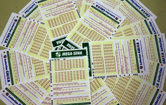 Mega-Sena acumula e prêmio chega a R$ 45 milhões 