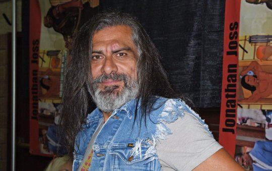 Homofobia e violência; ator norte-americano é morto a tiros por vizinho