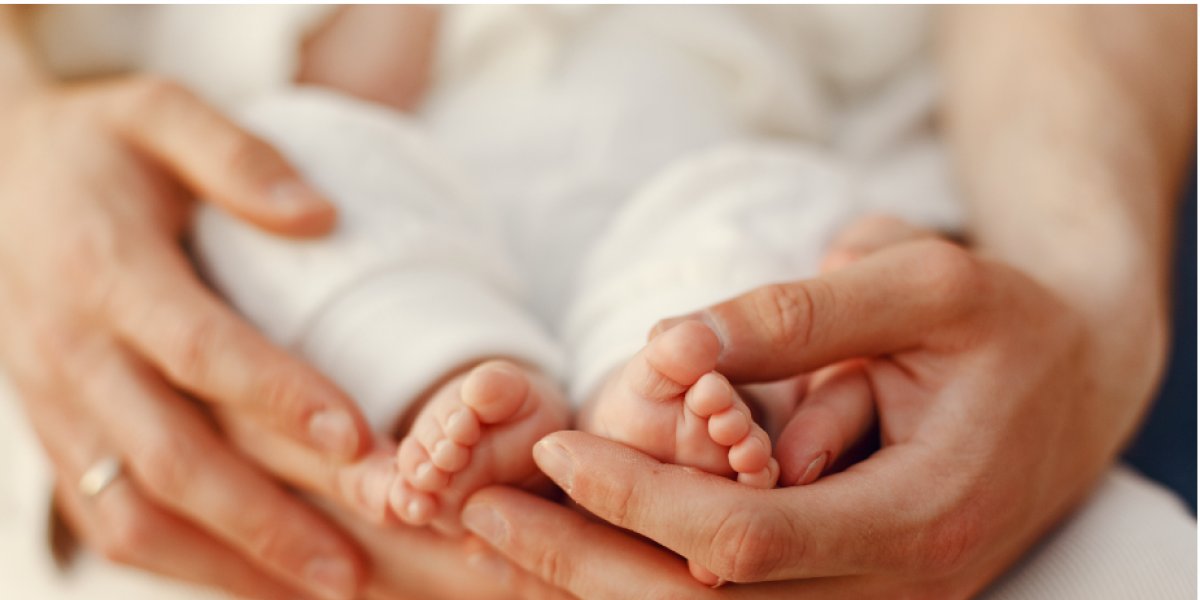 Brasil atinge menor taxa de transmissão de HIV de mãe para filho da história