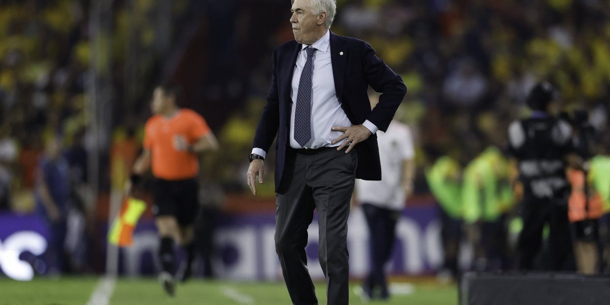 Carlo Ancelotti em jogo do Brasil