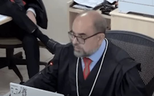 Desembargador afirma que o Brasil vive epidemia de autismo: 'Mina de dinheiro' 