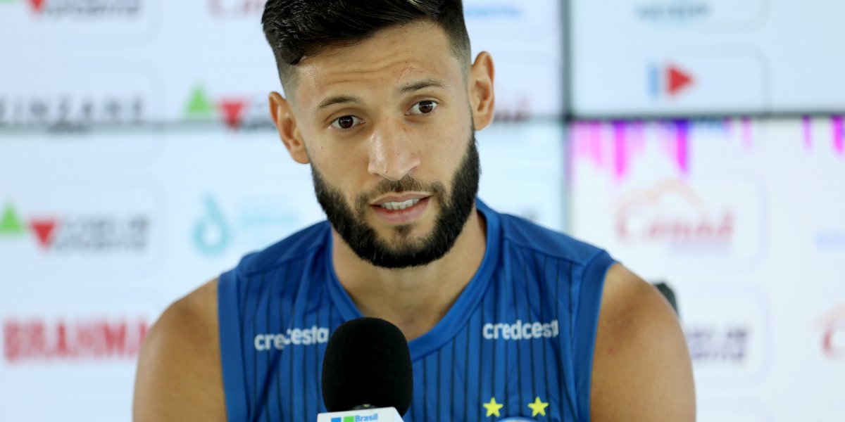 Juninho Capixaba pelo Bahia