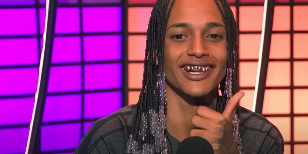 Após estampar capa de revista internacional, Oruam rebate ataques: "Isso é o racismo"