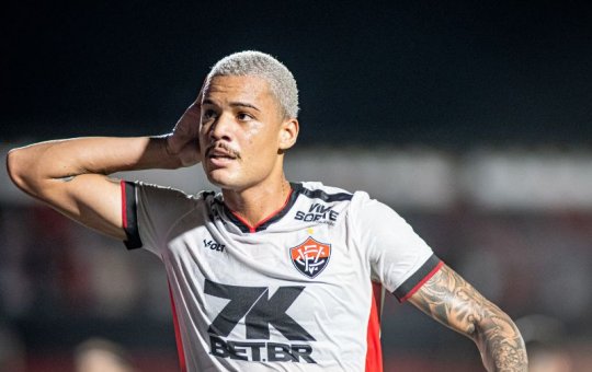 Atacante do Vitória está perto de fechar com clube turco