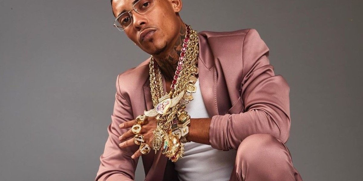 Após investigação, MC Poze tem joias milionárias devolvidas pela polícia