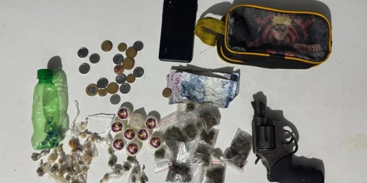 Drogas encontradas com o suspeito