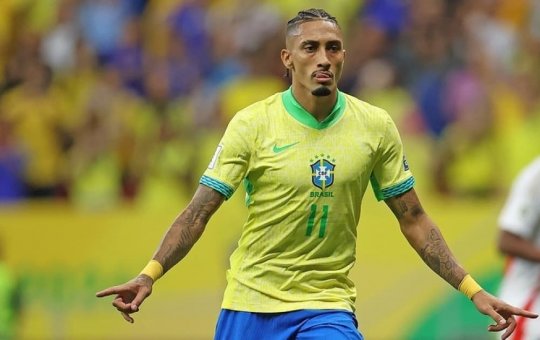 Ancelotti confirma volta de Raphinha titular em duelo contra o Paraguai