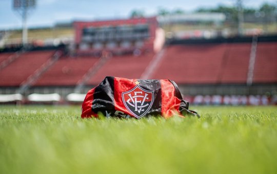 Modernização ou retrocesso? Vitória acaba com a venda de ingressos físicos