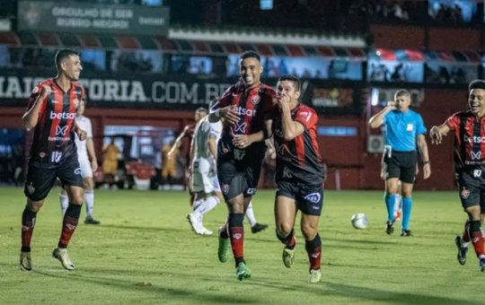 Vitória x Cruzeiro: Onde assistir, prováveis escalações e arbitragem