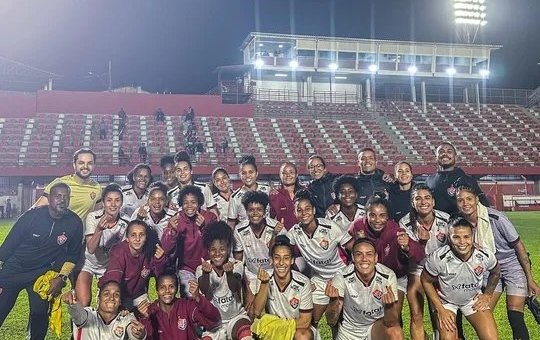 Vitória vence e avança na Copa do Brasil Feminina