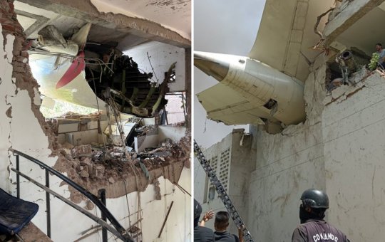 Cenário de destruição: veja como ficou o local após queda de avião na Índia