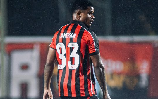 Jamerson se pronuncia pela primeira vez sobre lesão: 'Momento difícil' 