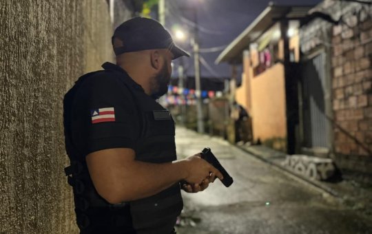Operação Pertinaz: Envolvidos com tráfico de drogas e homicídios são presos na capital baiana e RMS