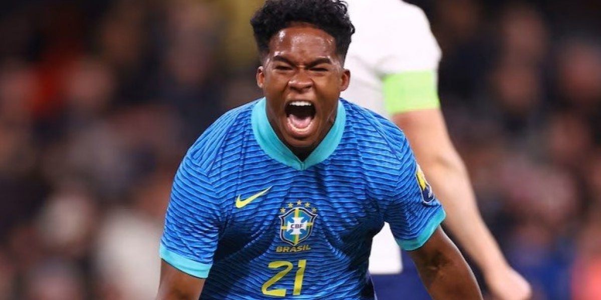 Endrick comemorando um gol pela Seleção Brasileira