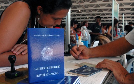 Simm oferece 178 vagas para esta quarta-feira (18)