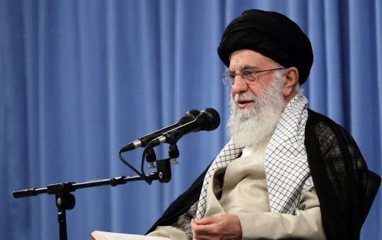 Irã faz novo ataque a Israel e líder supremo iraniano ameaça: 'A batalha começa'