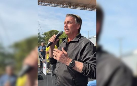 Bolsonaro diz ser o mais perseguido e que eleição sem ele nega democracia