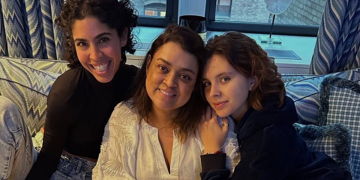 Emocionada, Bela Gil desabafa sobre sofrimento da irmã Preta Gil com doença: 'É muito cruel'