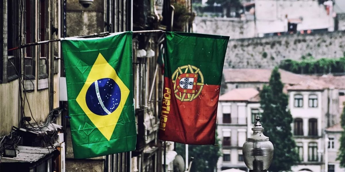 Bandeiras de Portugal e Brasil