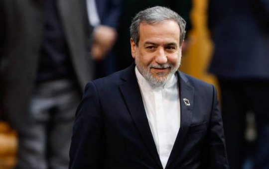 Ministro do Irã se reúne com europeus em busca de solução para a guerra com Israel