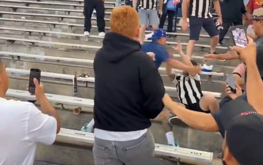 Momento de tensão: Torcedores do PSG e Botafogo brigam no Mundial