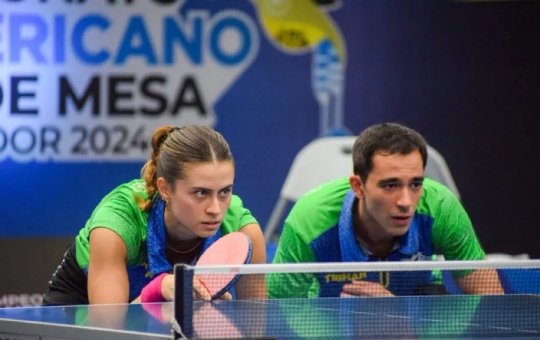 Casal Hugo Calderano e Bruna Takahashi chega à final do WTT Tênis de mesa