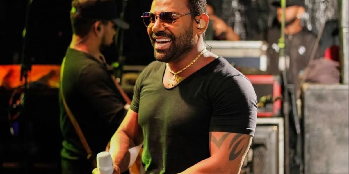 Pablo se irrita com provocação de fã e reage: 'Meta no seu c*'