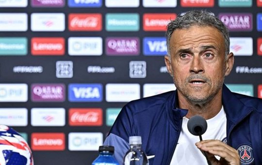 Técnico do PSG admite não entender interesse de brasileiro pelo Mundial de Clubes