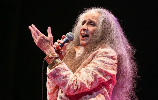 Maria Bethânia em show