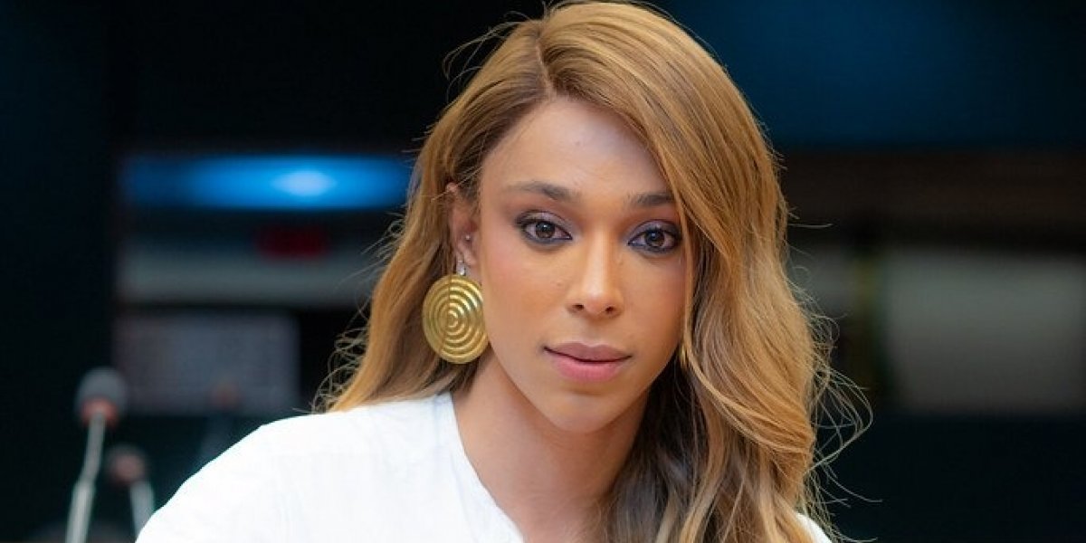 Erika Hilton nega contratação de maquiadores com verba de gabinete