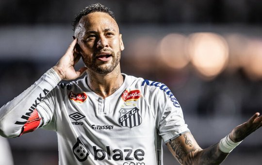 Neymar acerta renovação de contrato com o Santos até o fim de 2025