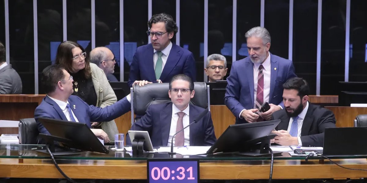 Câmara aprovou derrubada do IOF