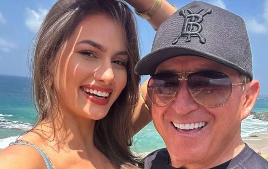 Ajudinha: Amado Batista teve ajuda médica para curtir Lua de Mel com esposa, diz médico