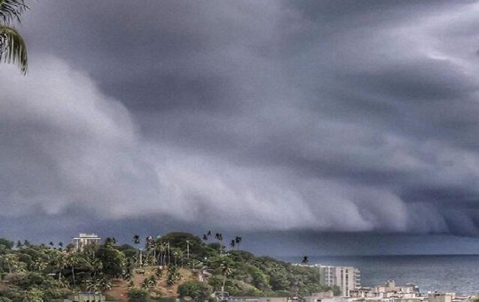 Céu nublado em Salvador