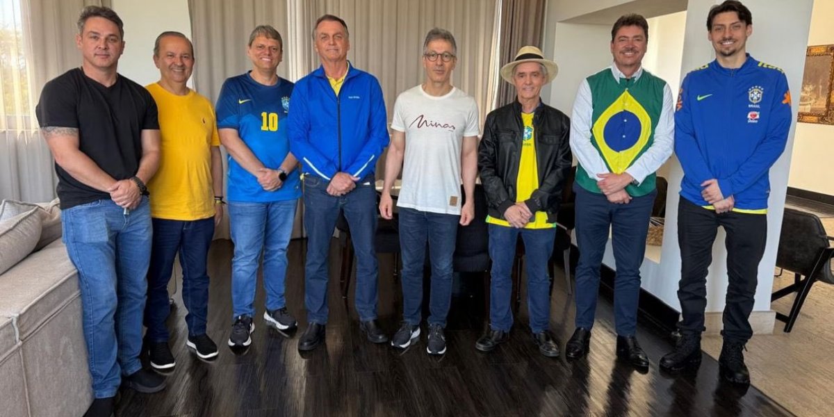 Bolsonaro se reúne com aliados em manifestação por anistia e contra governo Lula