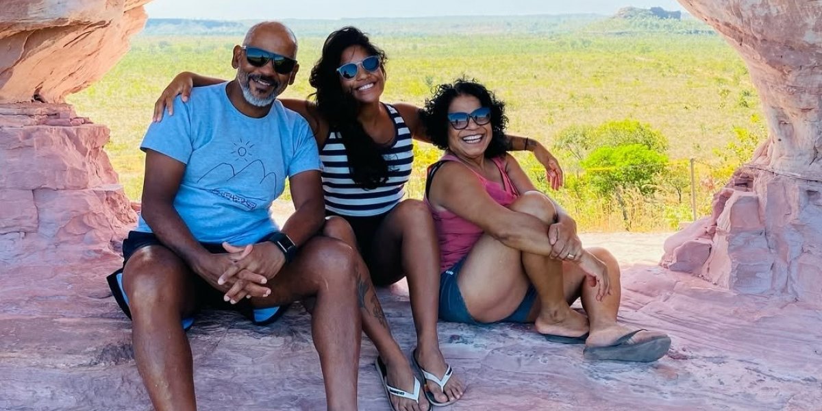 Mãe de Juliana Marins lê mensagem emocionante da filha após tragédia