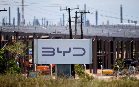 Primeira fábrica de carros da BYD no Ocidente será inaugurada na Bahia 