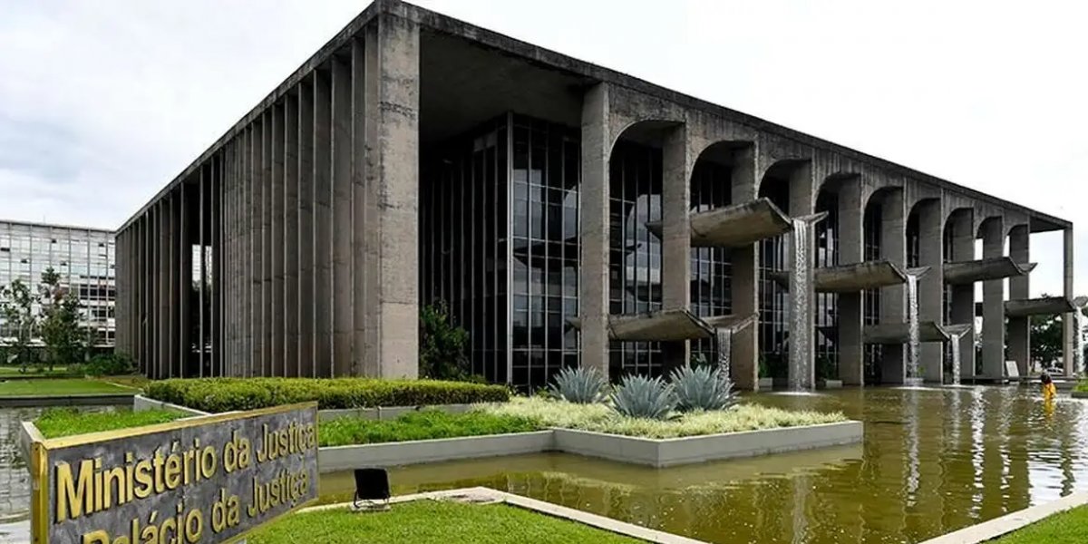 Ministério da Justiça regulamenta uso de Inteligência Artificial em investigações criminais