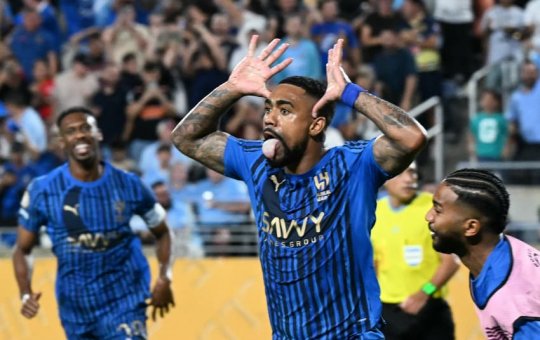 Al-Hilal vence o City e será adversário de brasileiro nas quartas de final